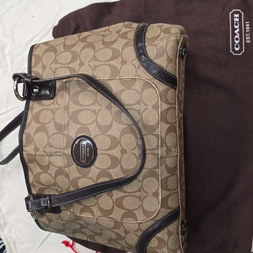 Coach Tan and Black Signature Leather Hand Bag - Picture 13 of 16